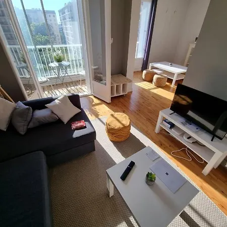 75 M2 With Wi Fi And Garage Downtown 아파트